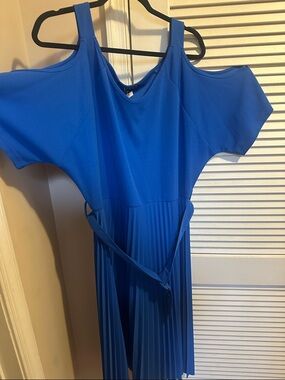 Bright Blue Cold-Shoulder Pleated Midi Dress with Waist Tie